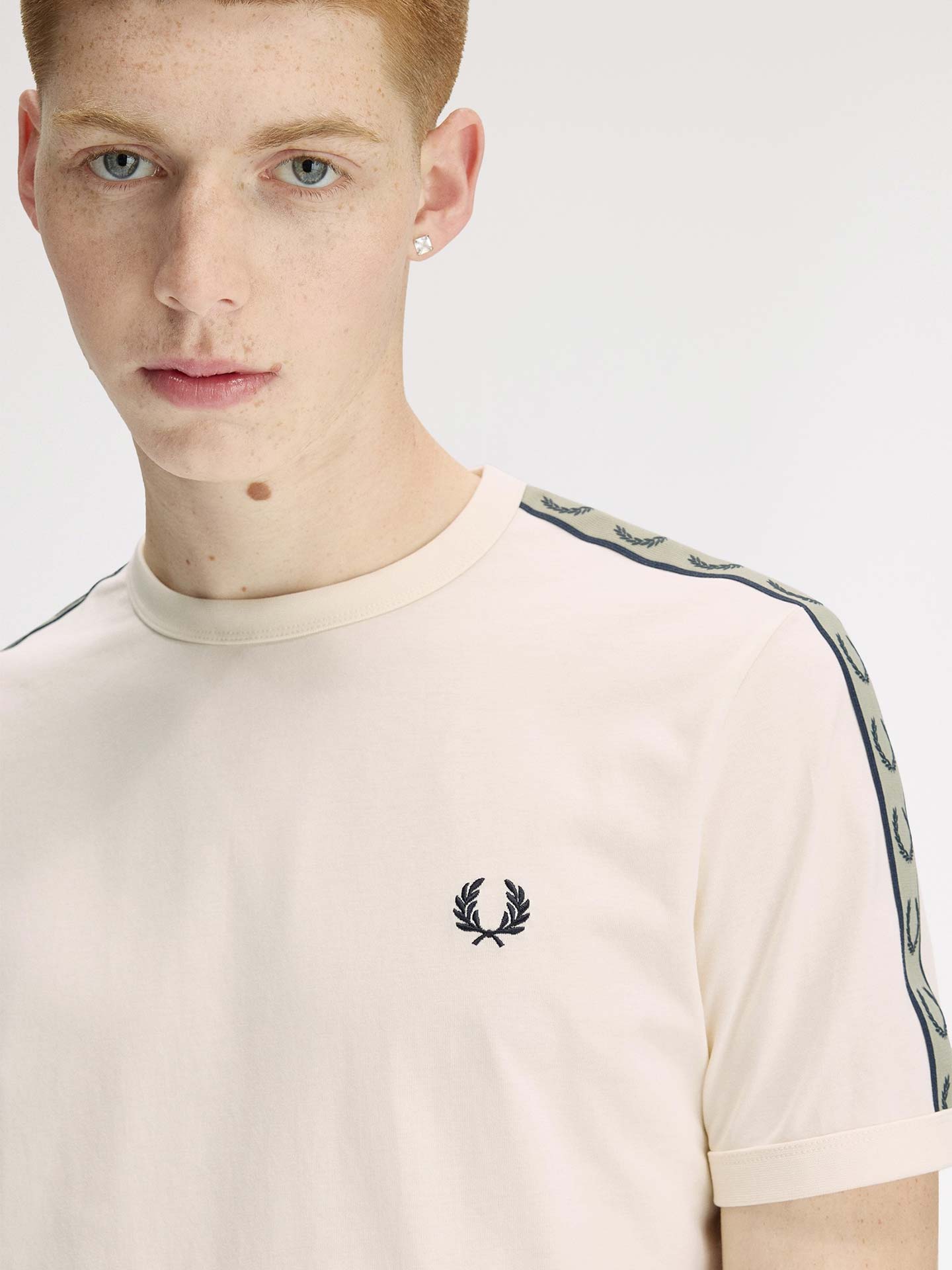 T-shirt Ringer com Fita Contrastante M4613