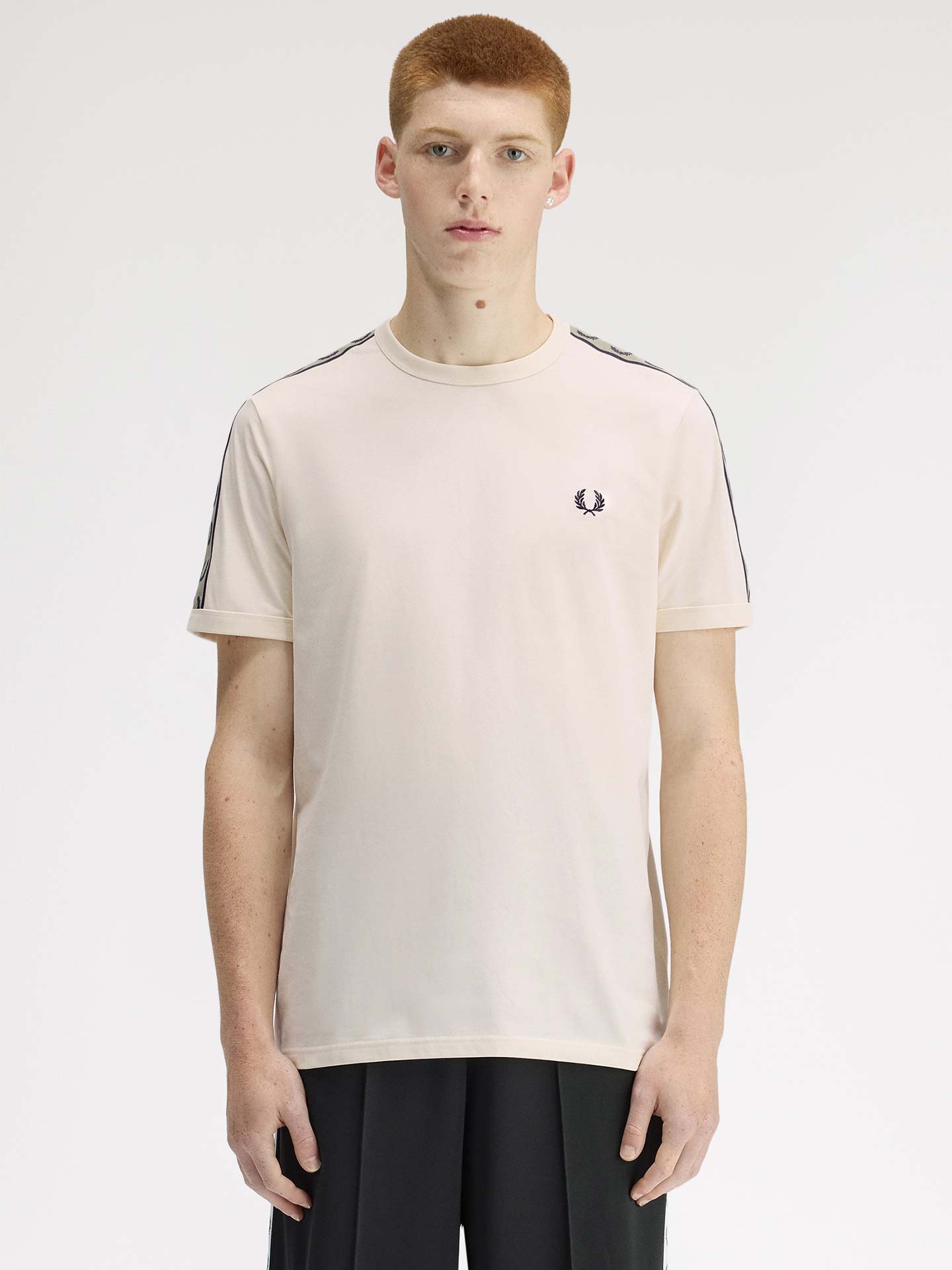 T-shirt Ringer com Fita Contrastante M4613