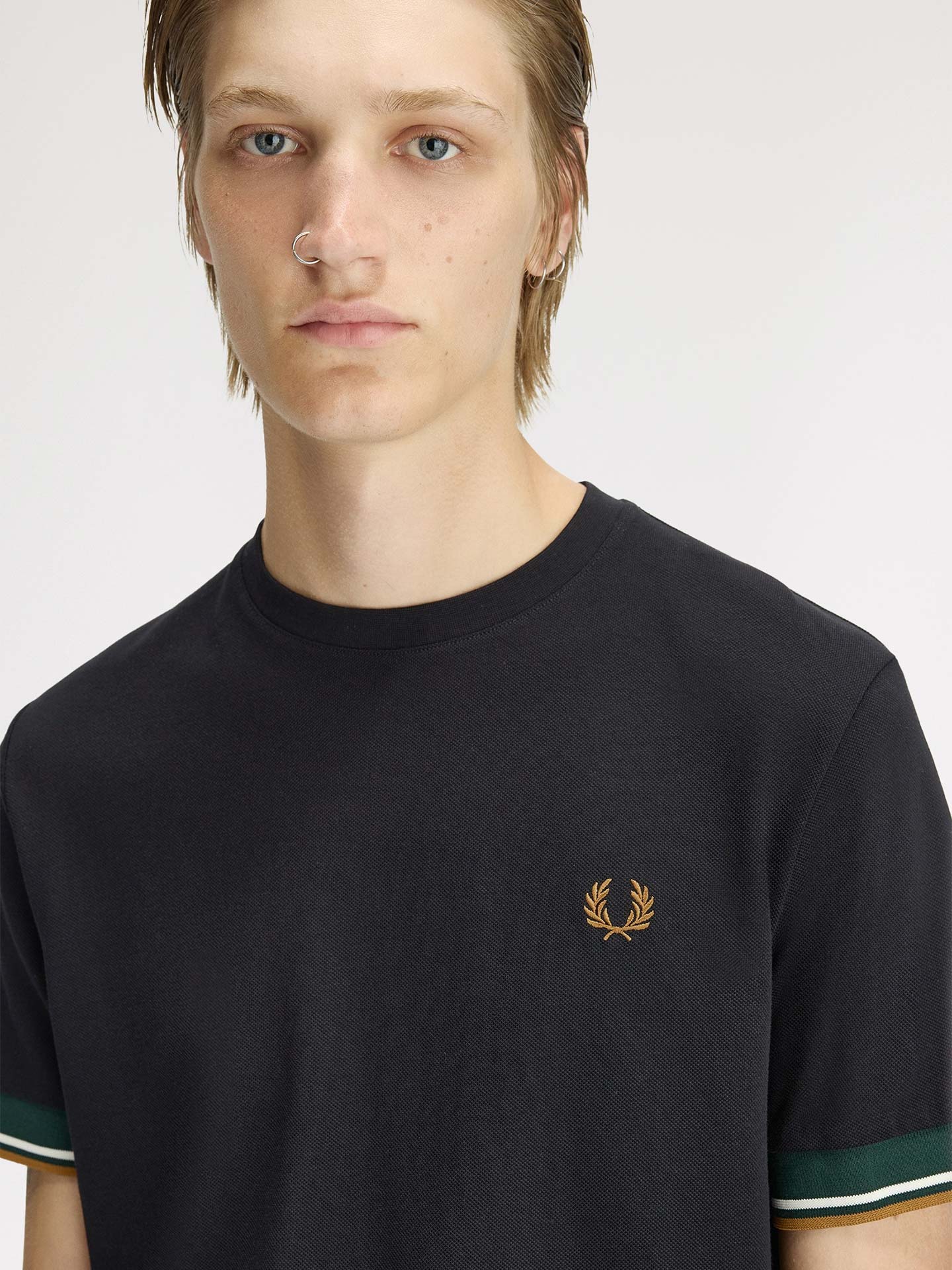 T-shirt com Punhos de Faixa Dupla M2396