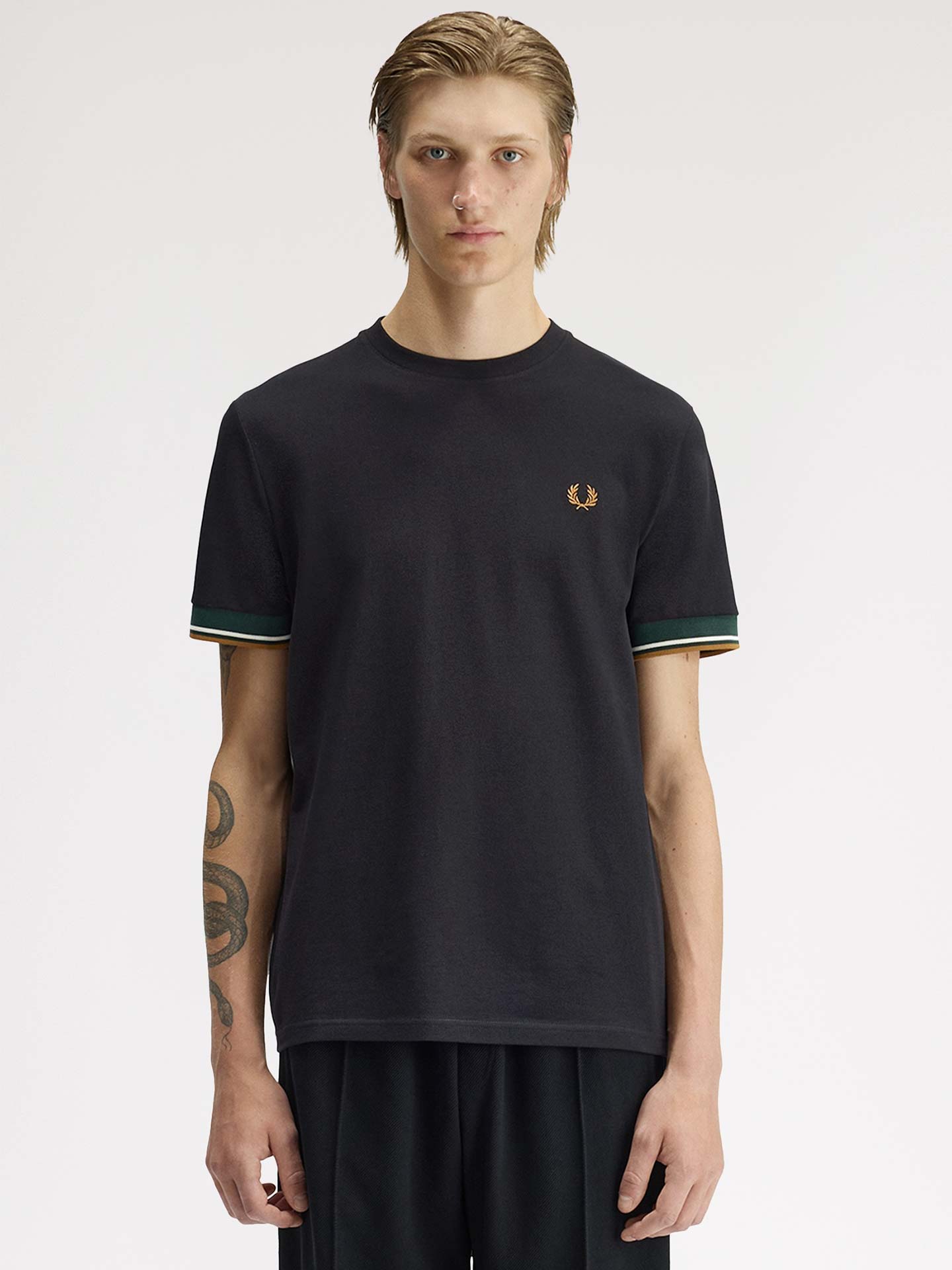 T-shirt com Punhos de Faixa Dupla M2396