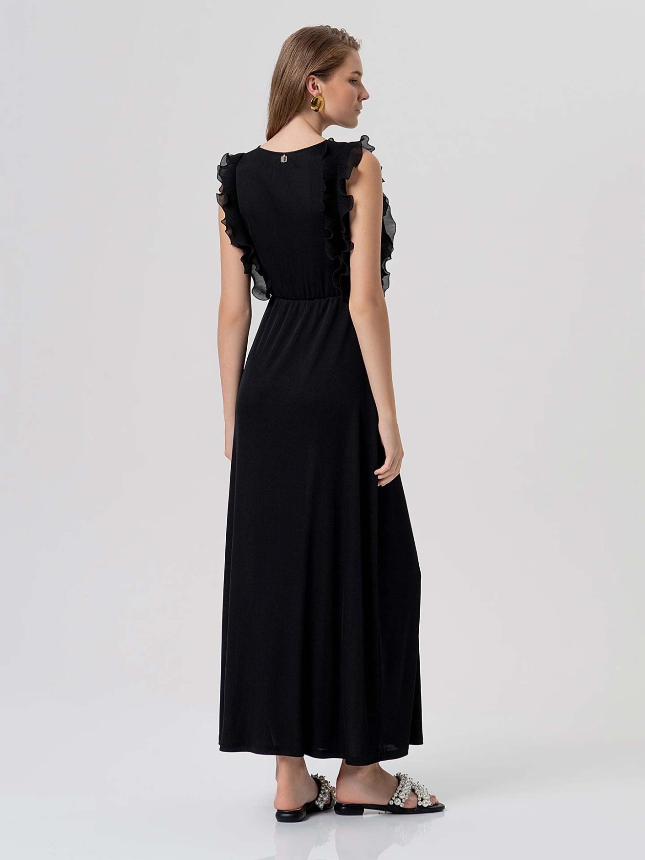 Vestido Comprido com Decote em V e Folhos