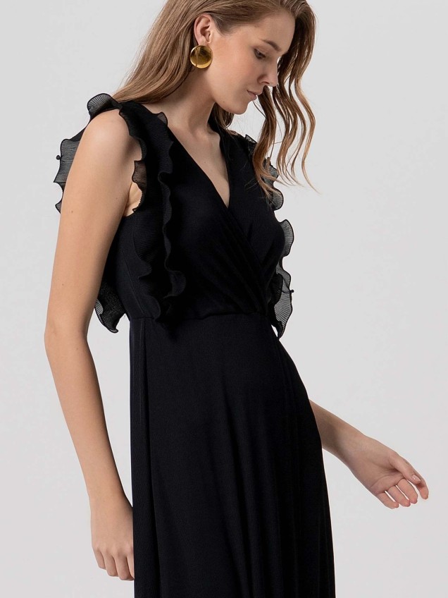 Vestido Comprido com Decote em V e Folhos