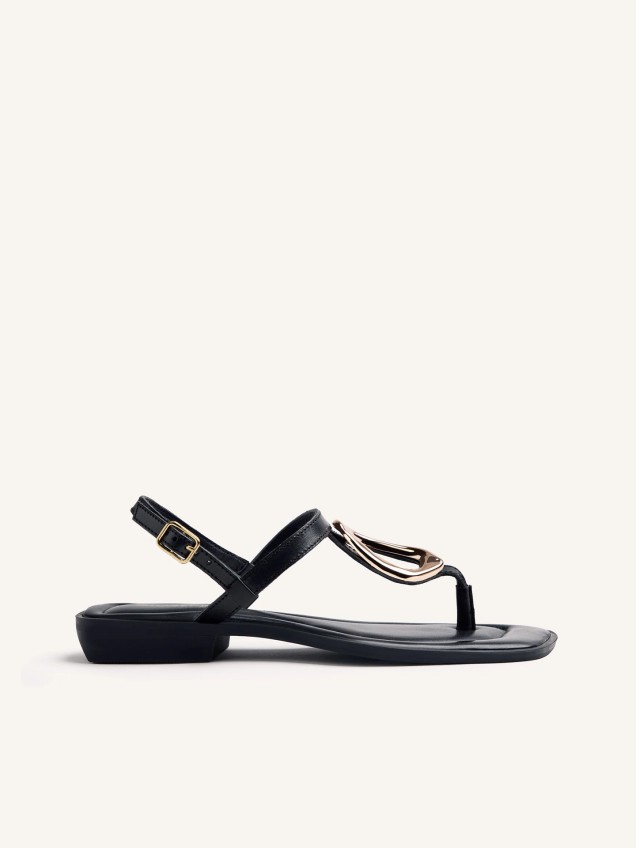 Sand�lias Rasas Matuu em Pele