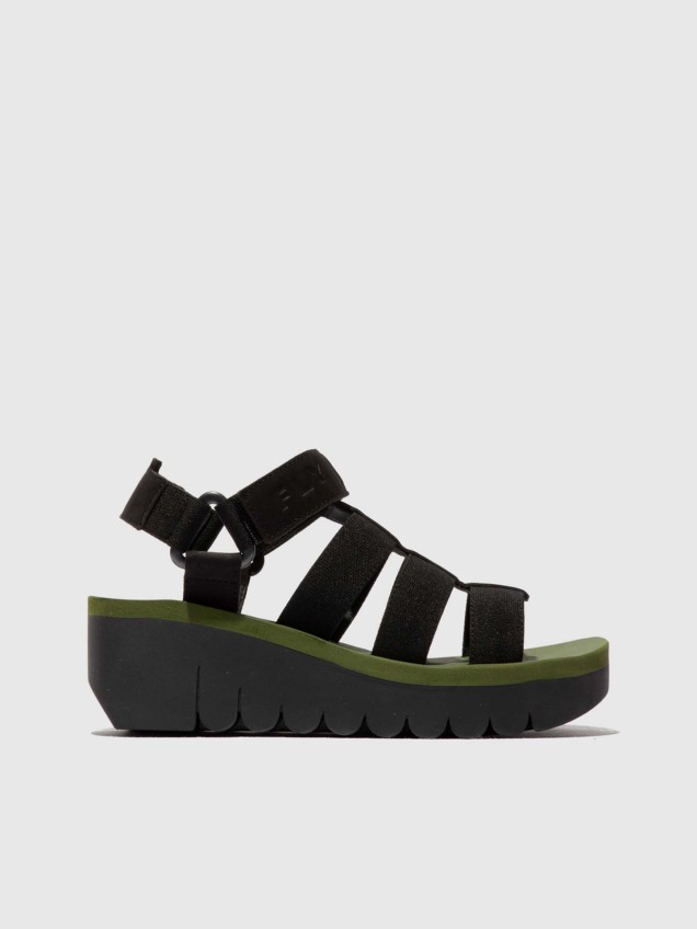 Sand�lias com Plataforma YOJI198FLY