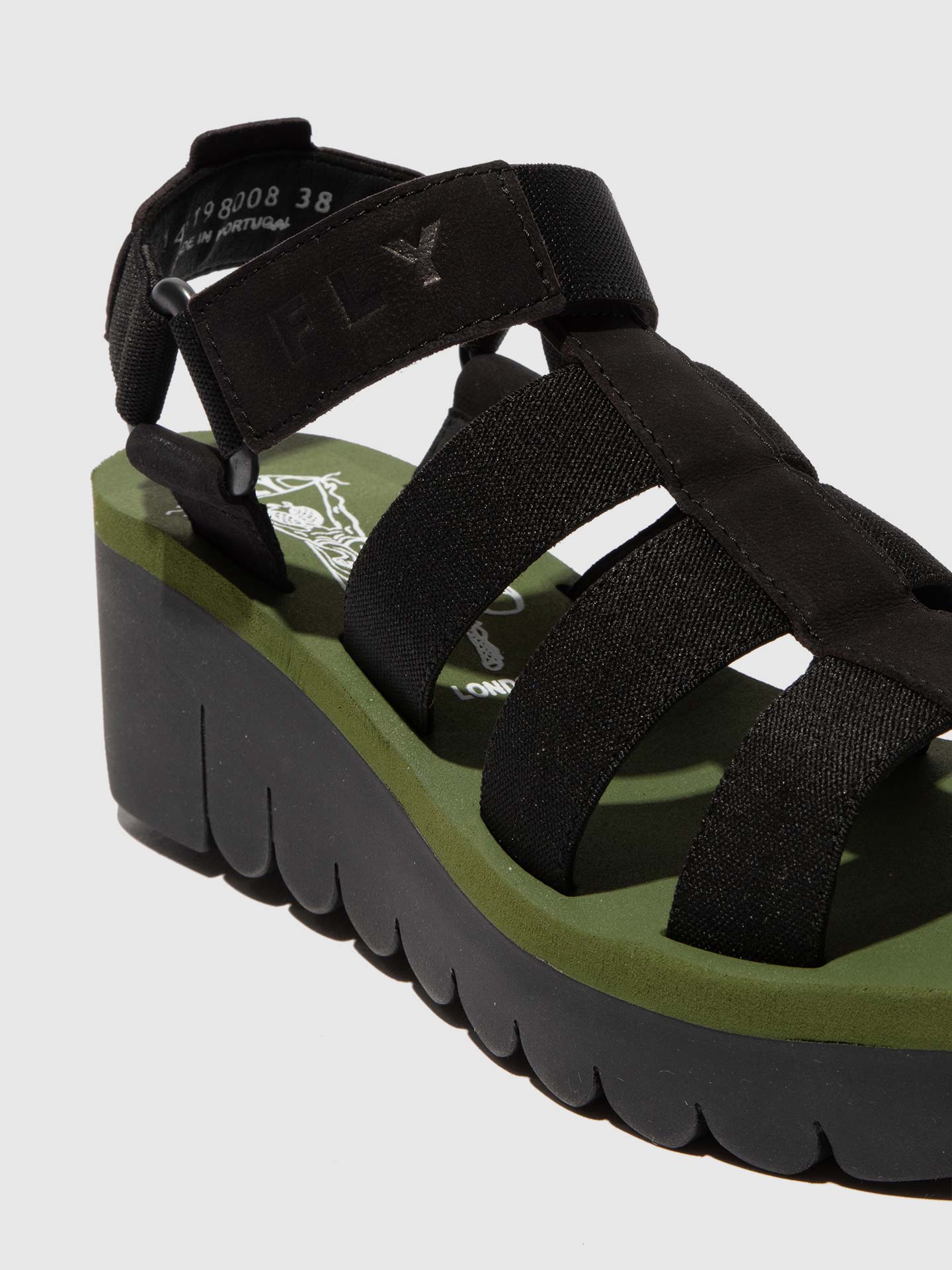 Sandálias com Plataforma YOJI198FLY