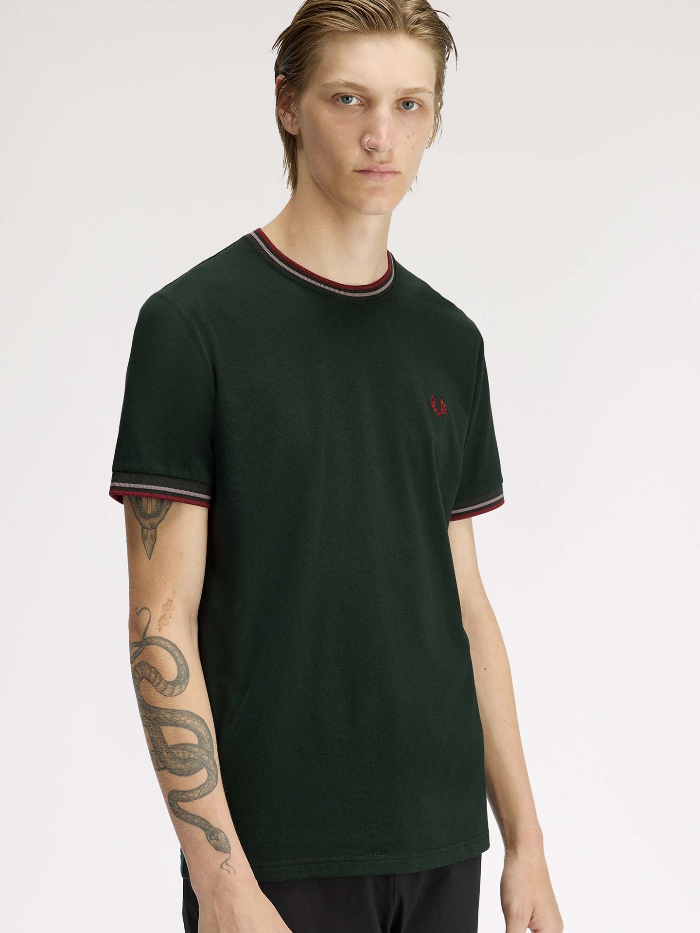 T-shirt com Riscas M1588V