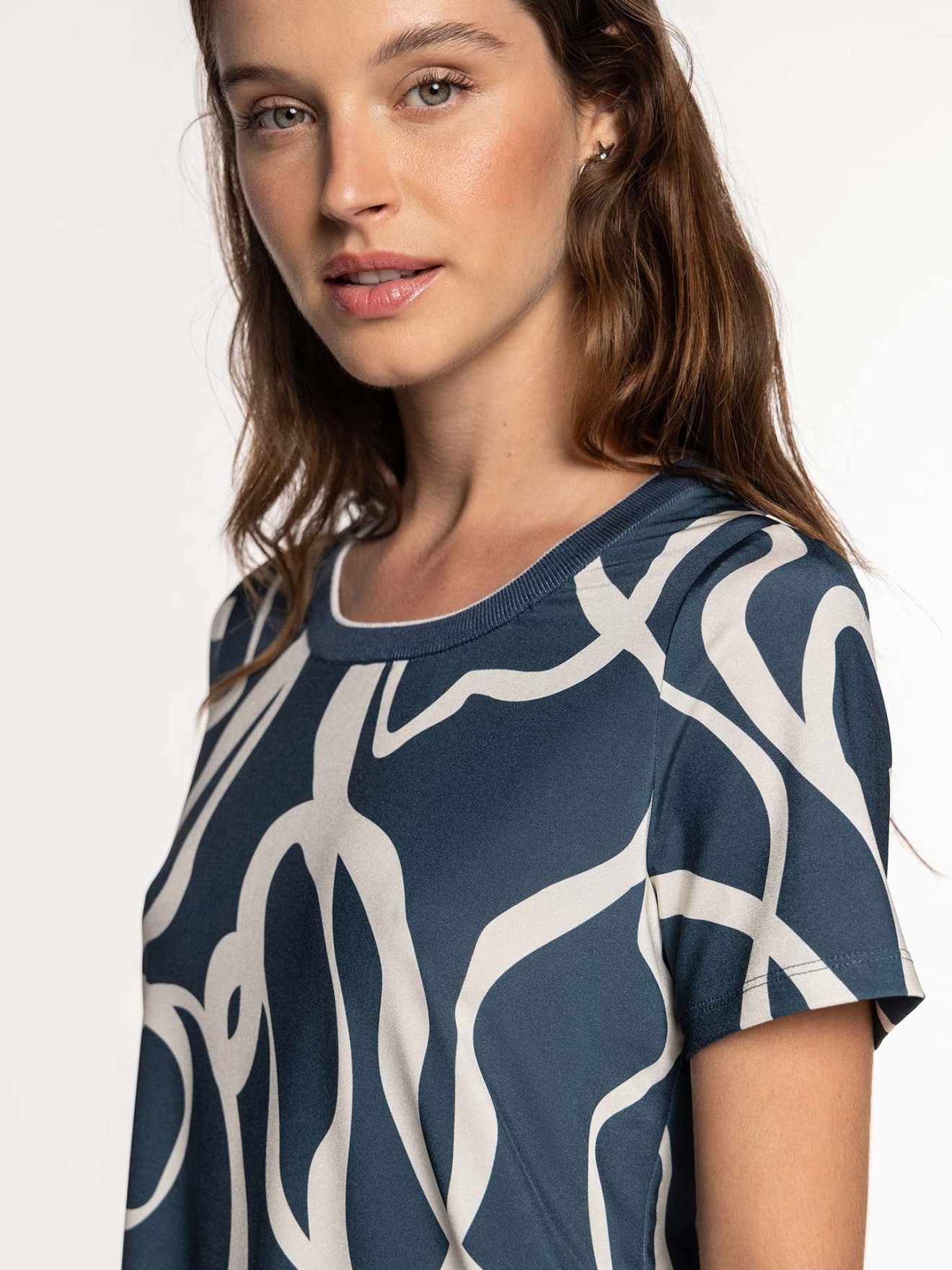 T-shirt com Padr�o Abstrato