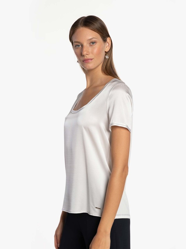 Top com Frente Acetinada