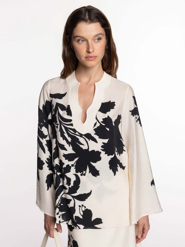 Túnica com Padrão Floral