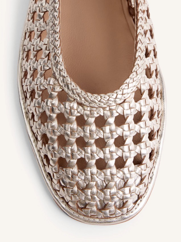 Sabrinas Trançadas Embeya em Pele