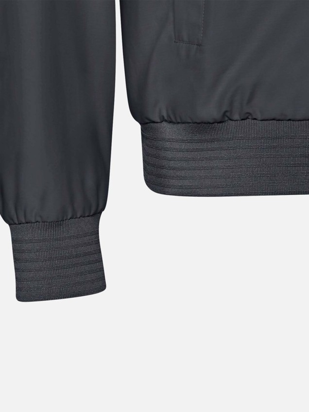 Blusão com Gola Subida Vincit