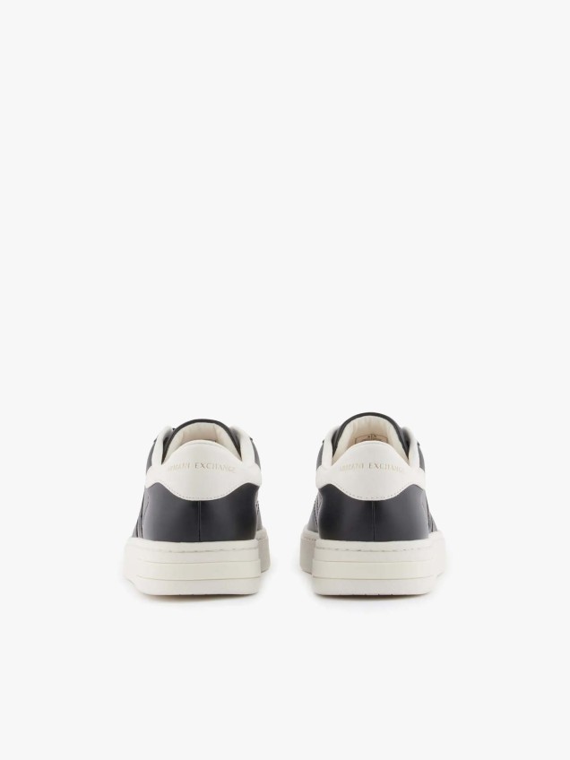 Sapatilhas com Riscas Laterais