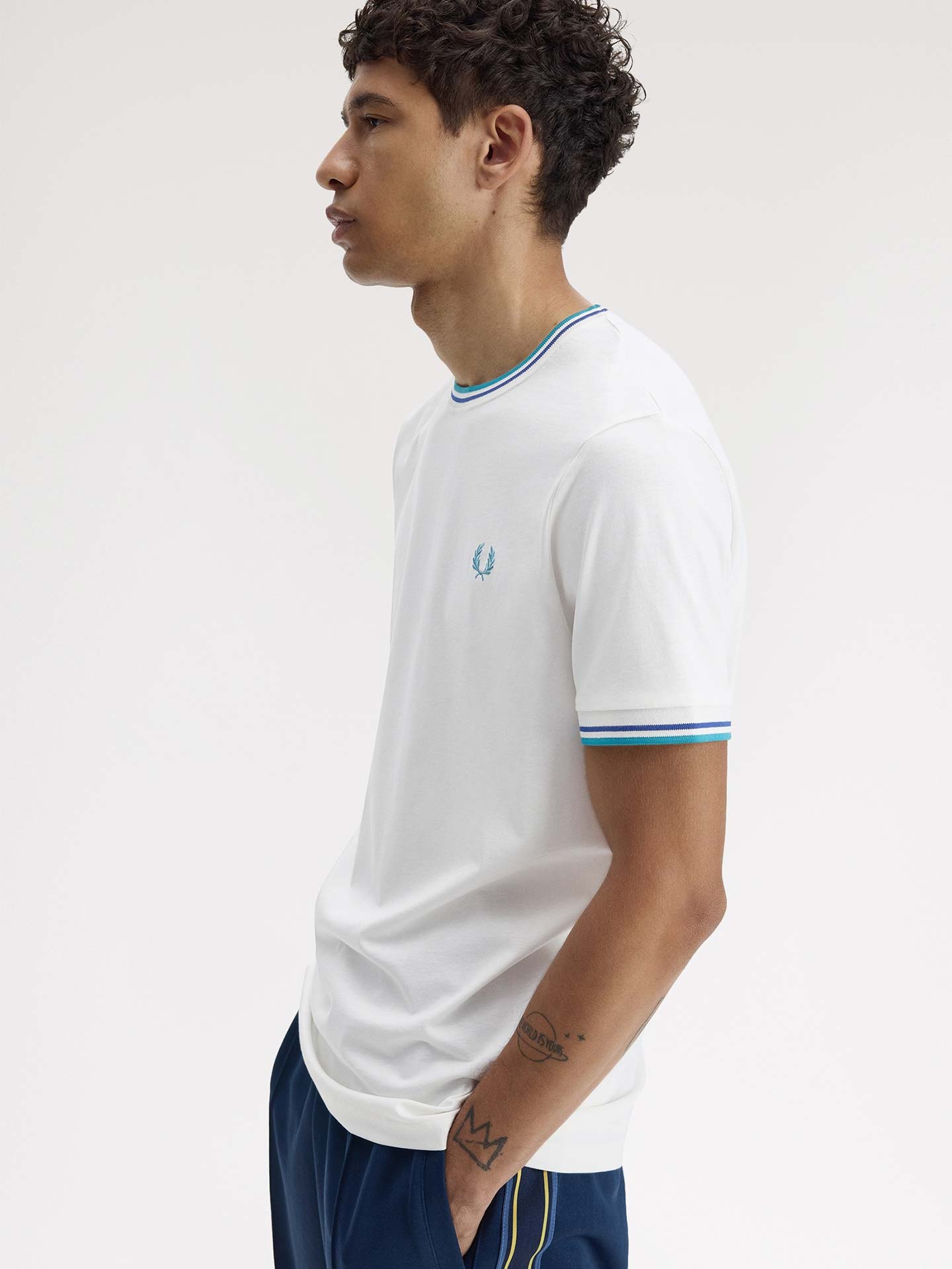 T-shirt com Riscas M1588V