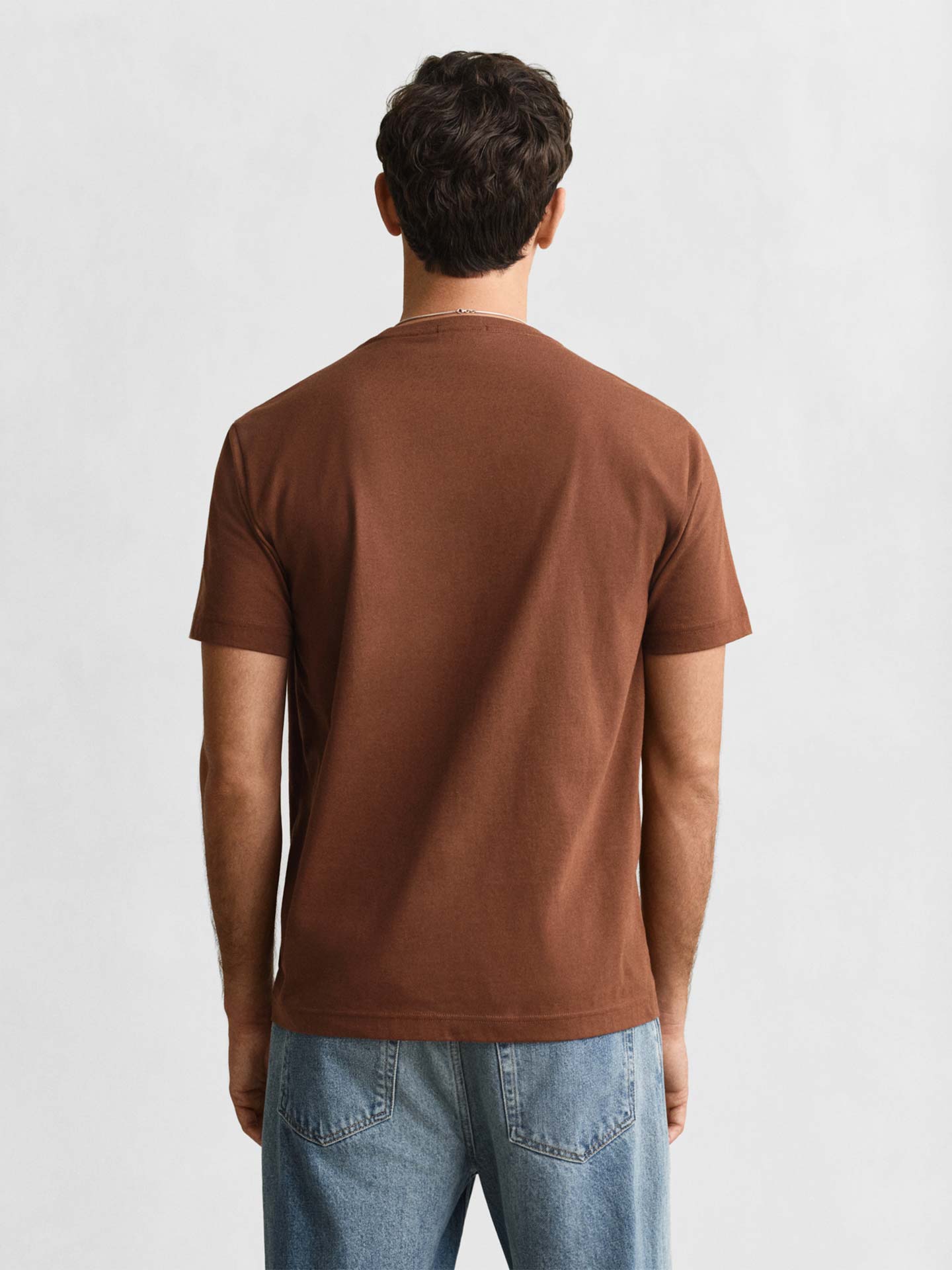 T-Shirt com Logótipo Bordado