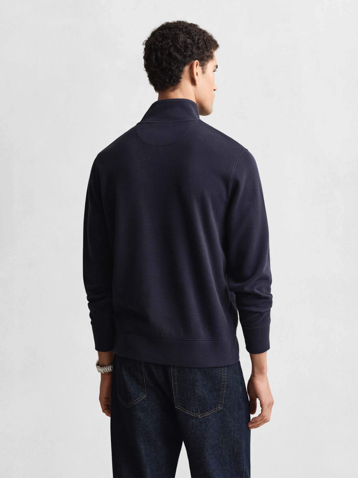 Sweatshirt com Gola de Meio Fecho