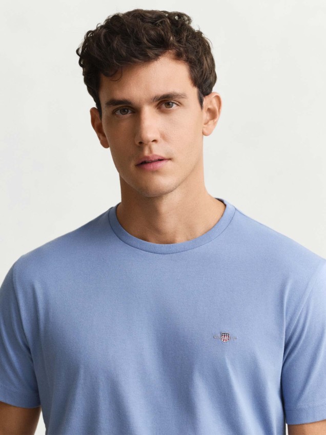 T-Shirt com Logótipo Bordado