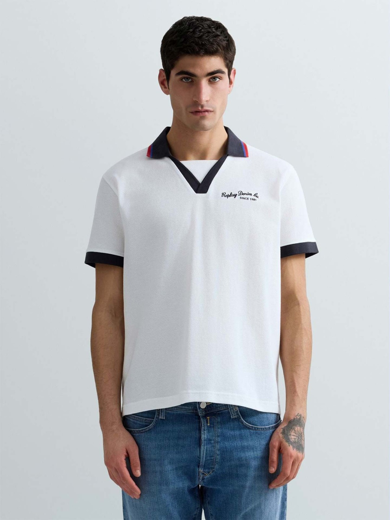 Polo Piqu� com Bordado