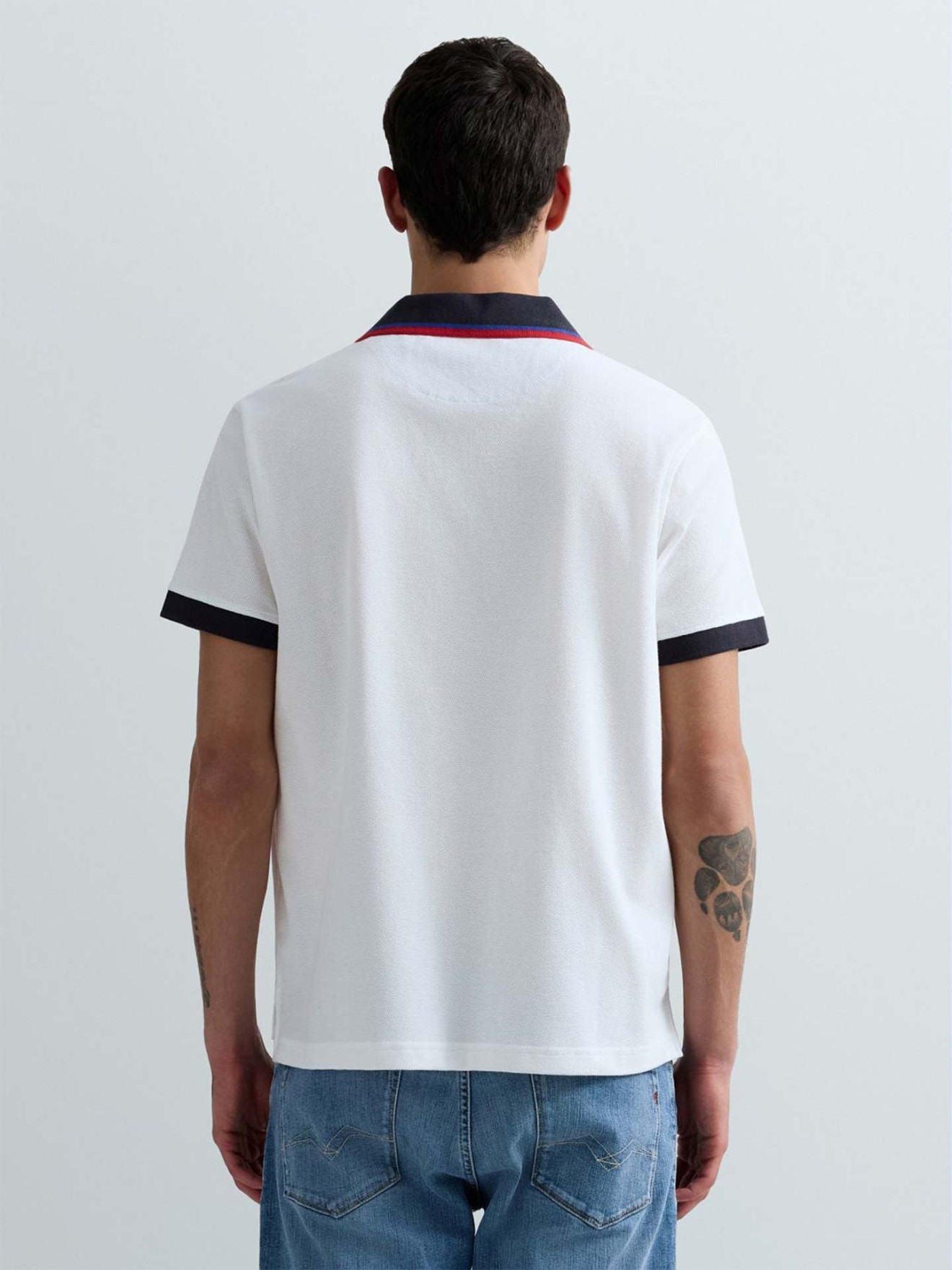 Polo Piqu� com Bordado