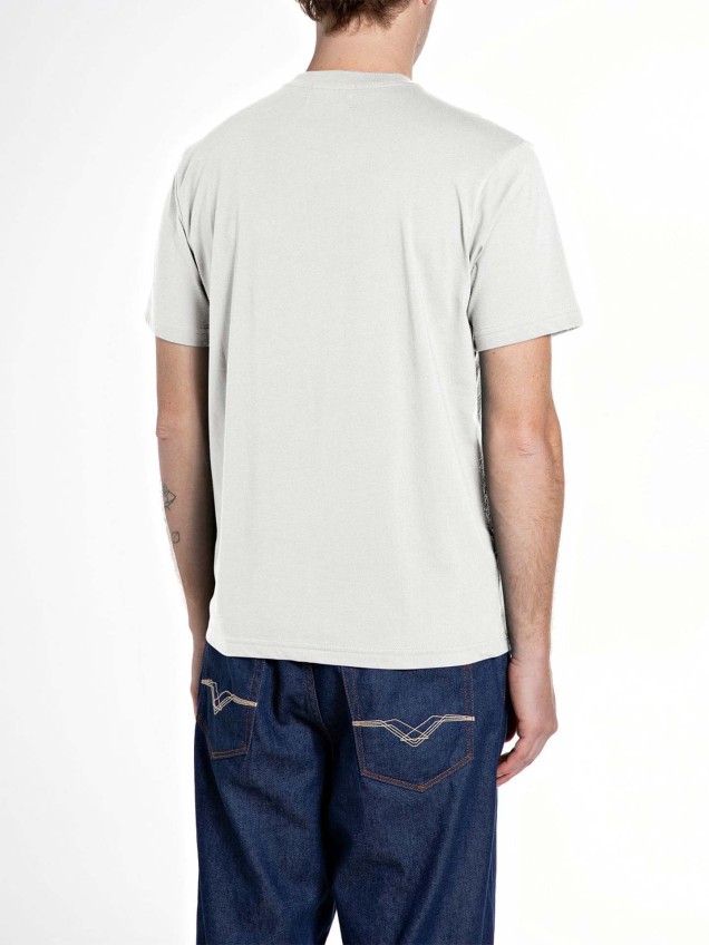 T-shirt com Patch