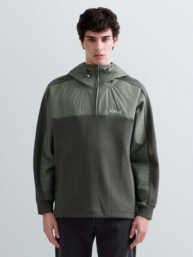 Sweatshirt Técnica com Capuz e Meio Fecho