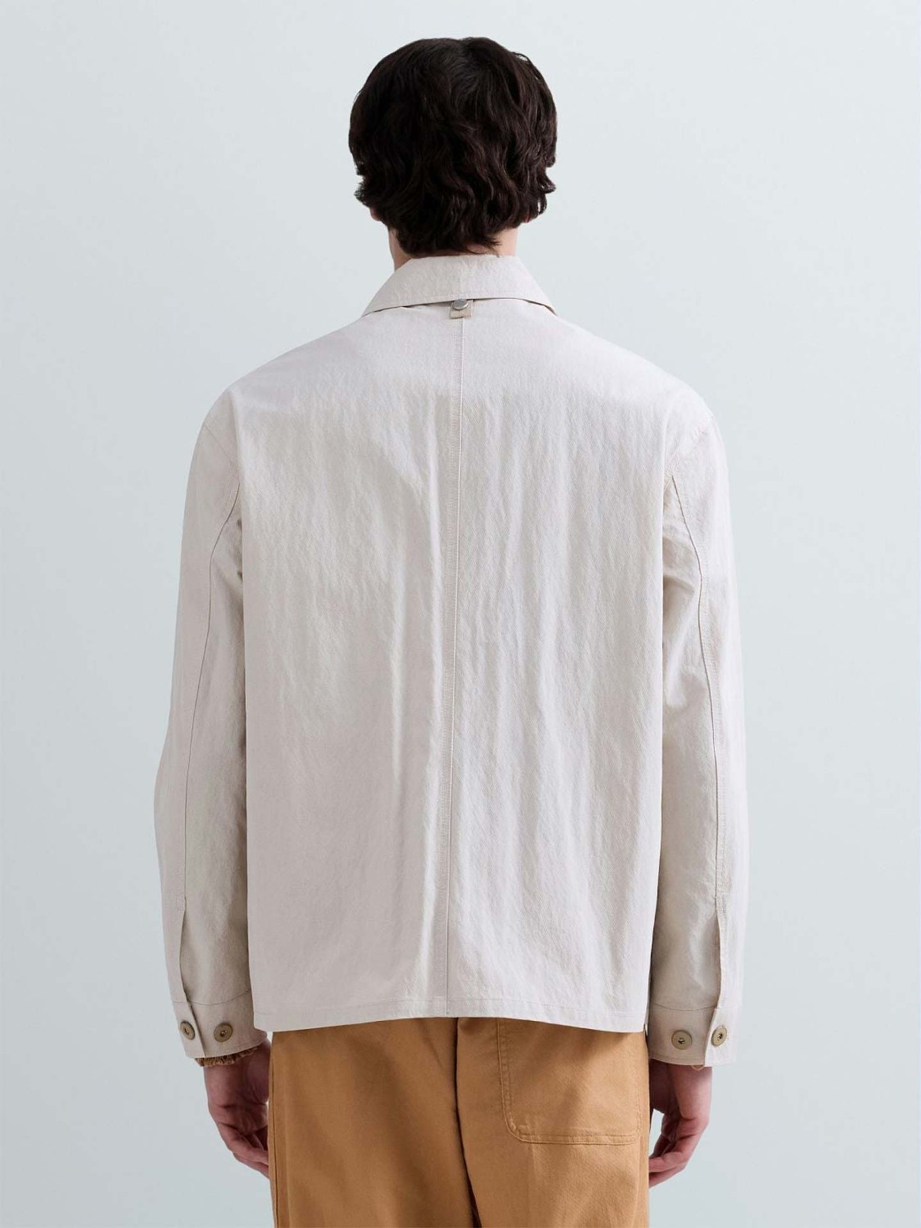 Blus�o com M�ltiplos Bolsos