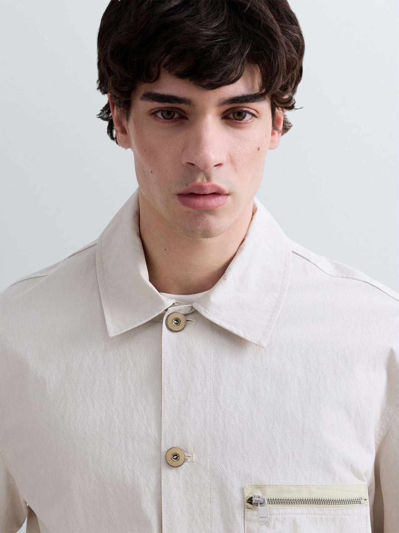 Blus�o com M�ltiplos Bolsos