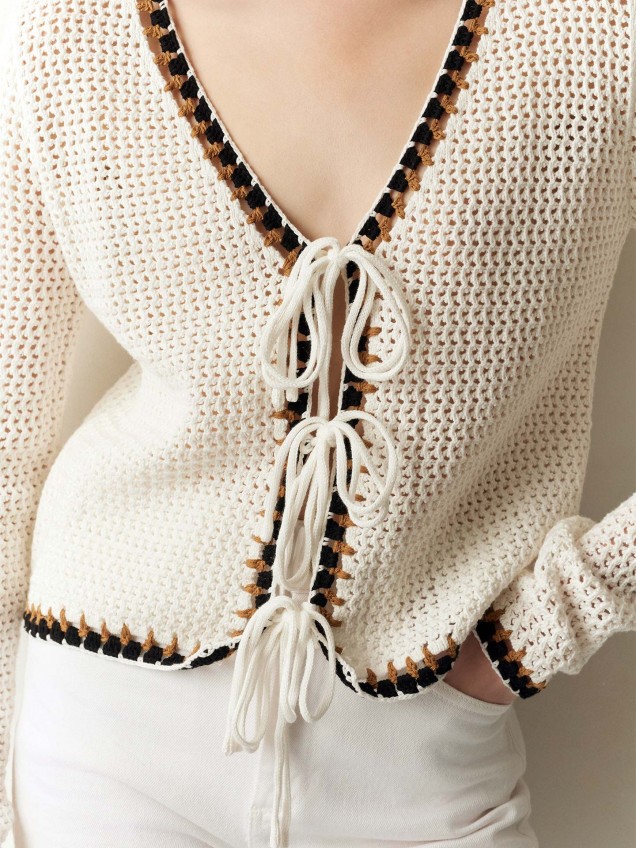 Casaco de Malha com Atilhos