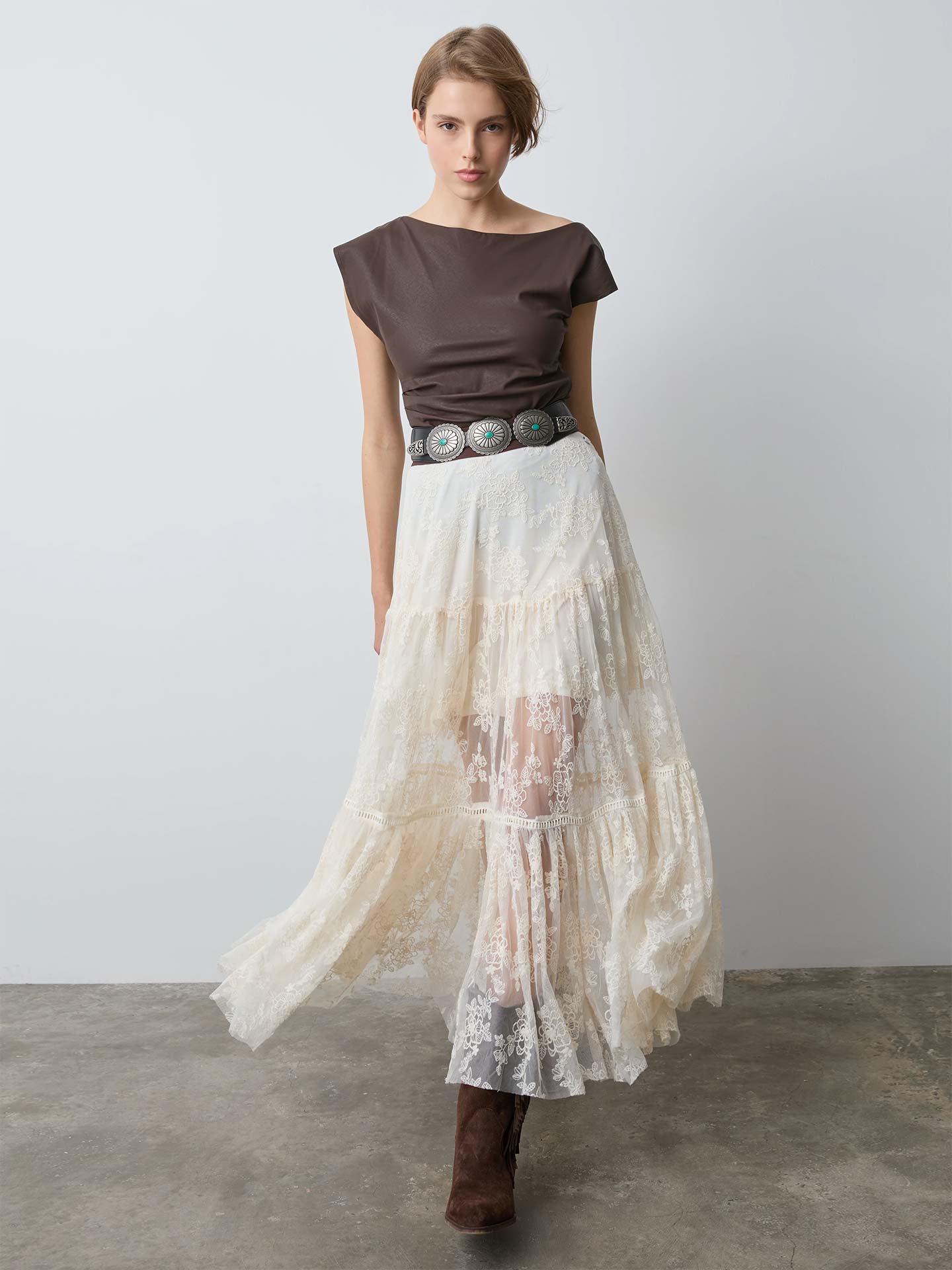 Saia Comprida em Renda