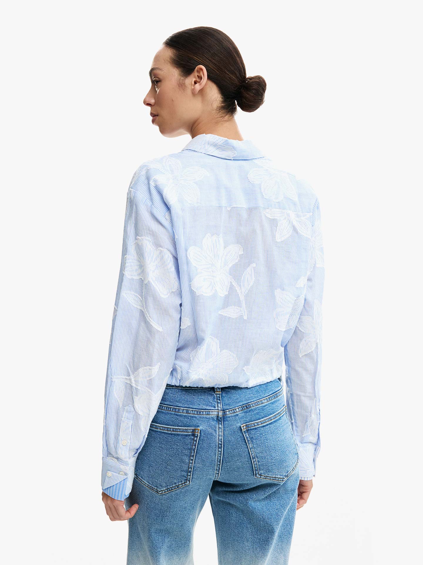 Camisa Cropped às Riscas