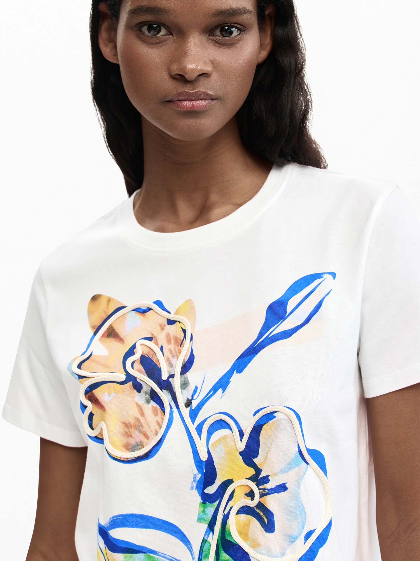 T-shirt com Estampado