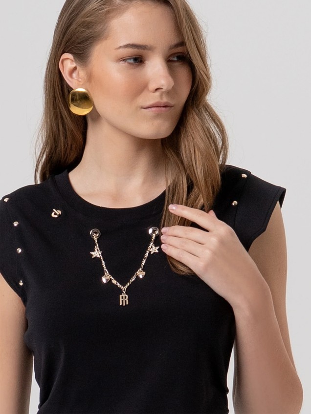 T-shirt Cropped com Aplicações de Pedraria