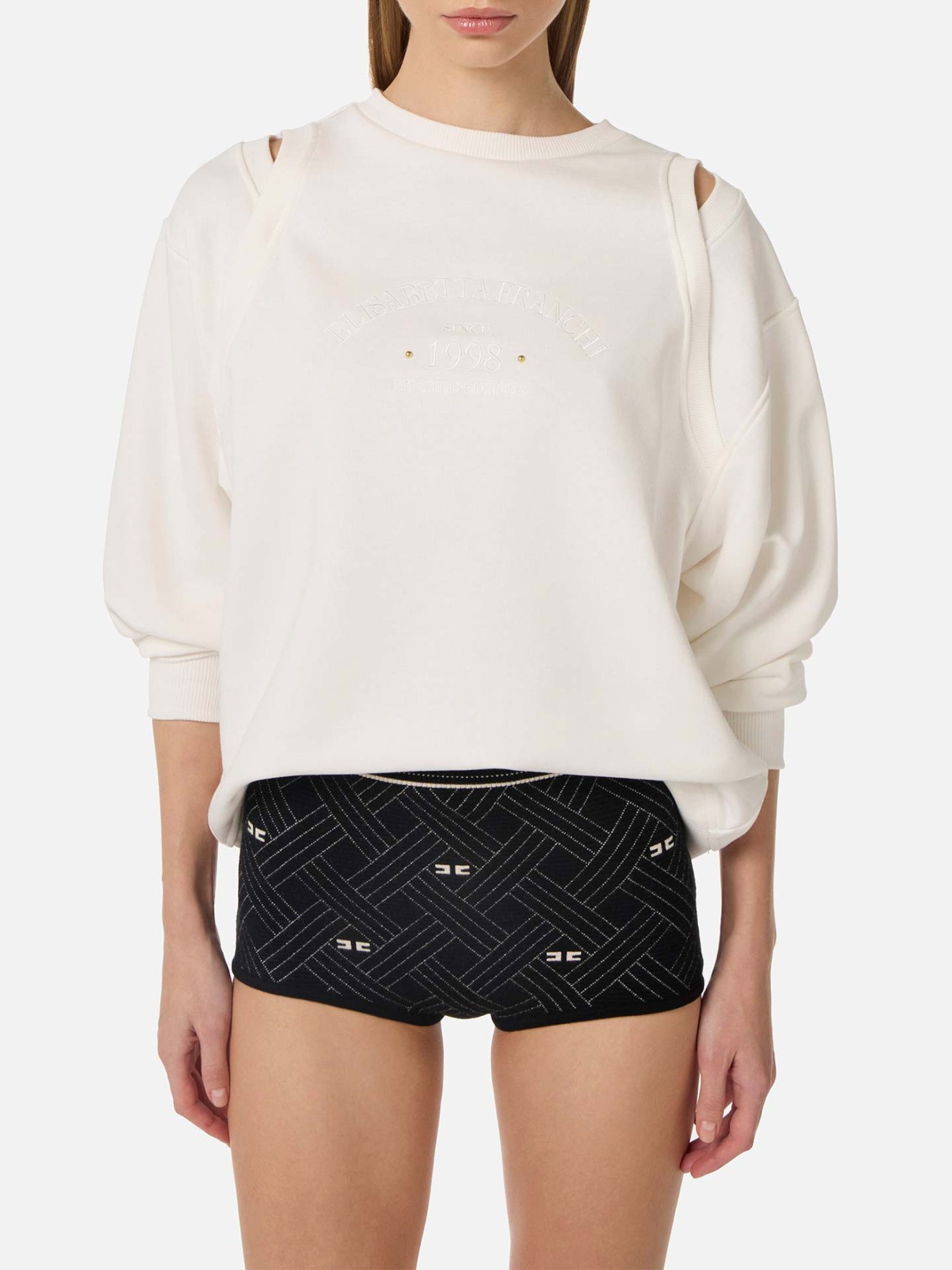 Sweatshirt com Log�tipo Bordado