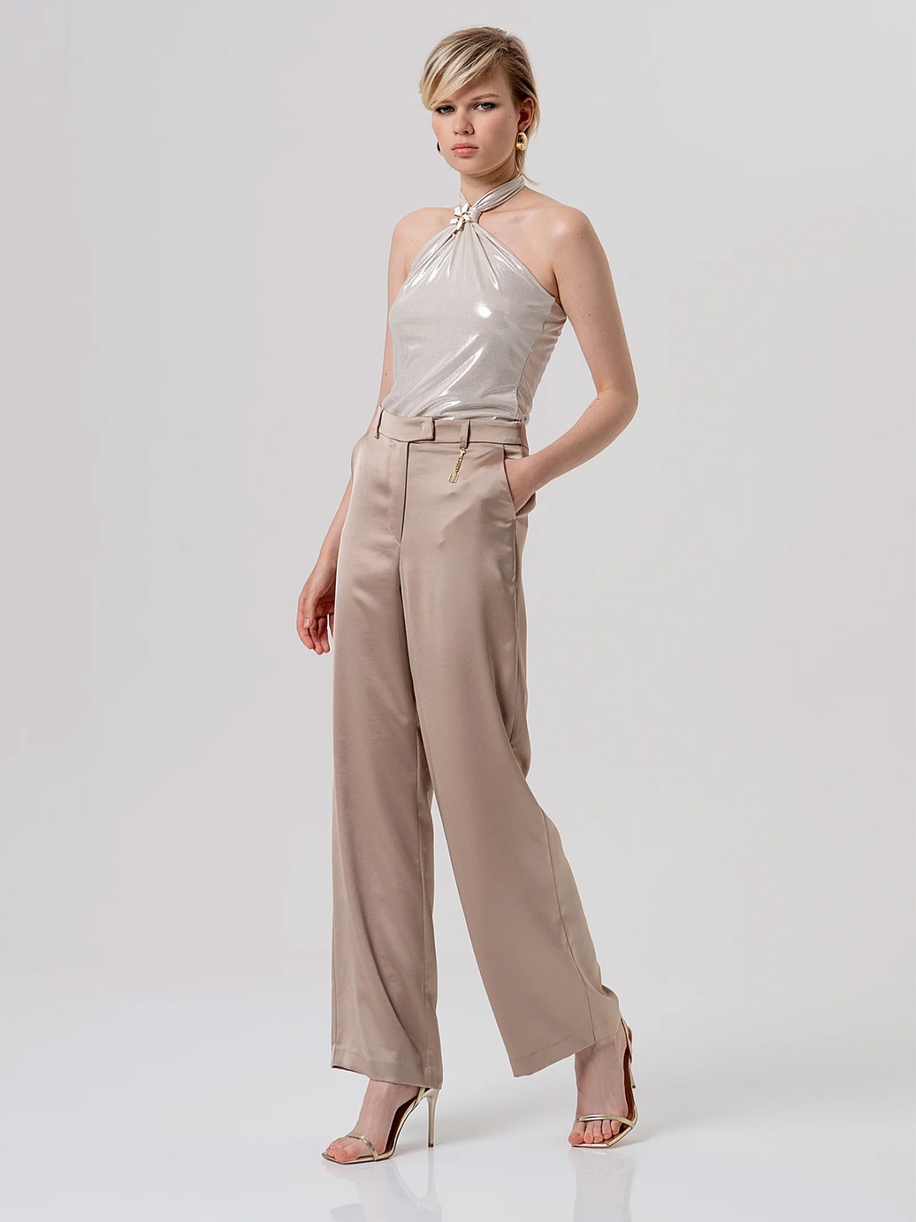 Calças de Perna Larga Acetinadas