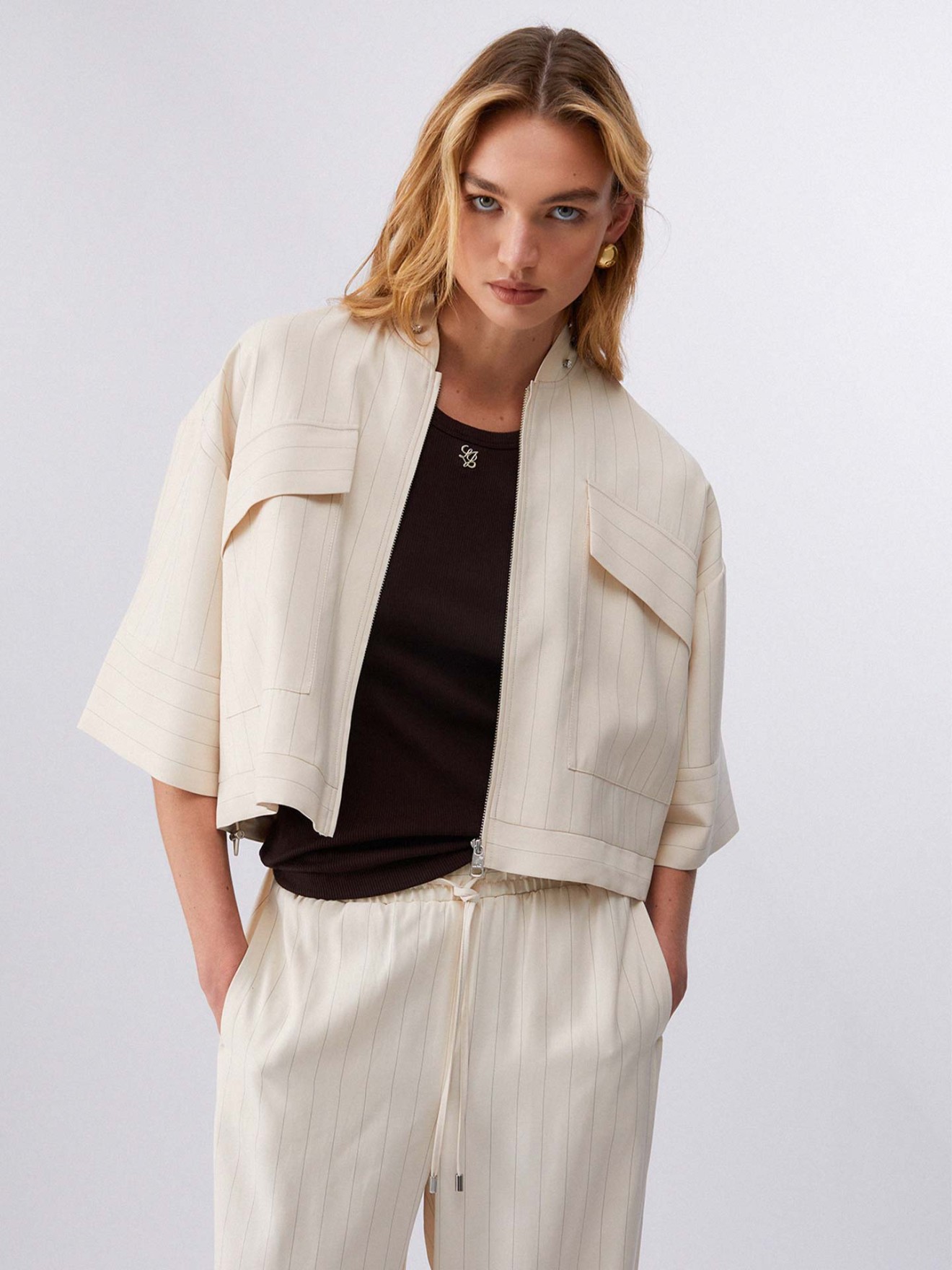 Blus�o Cropped com Risca de Giz