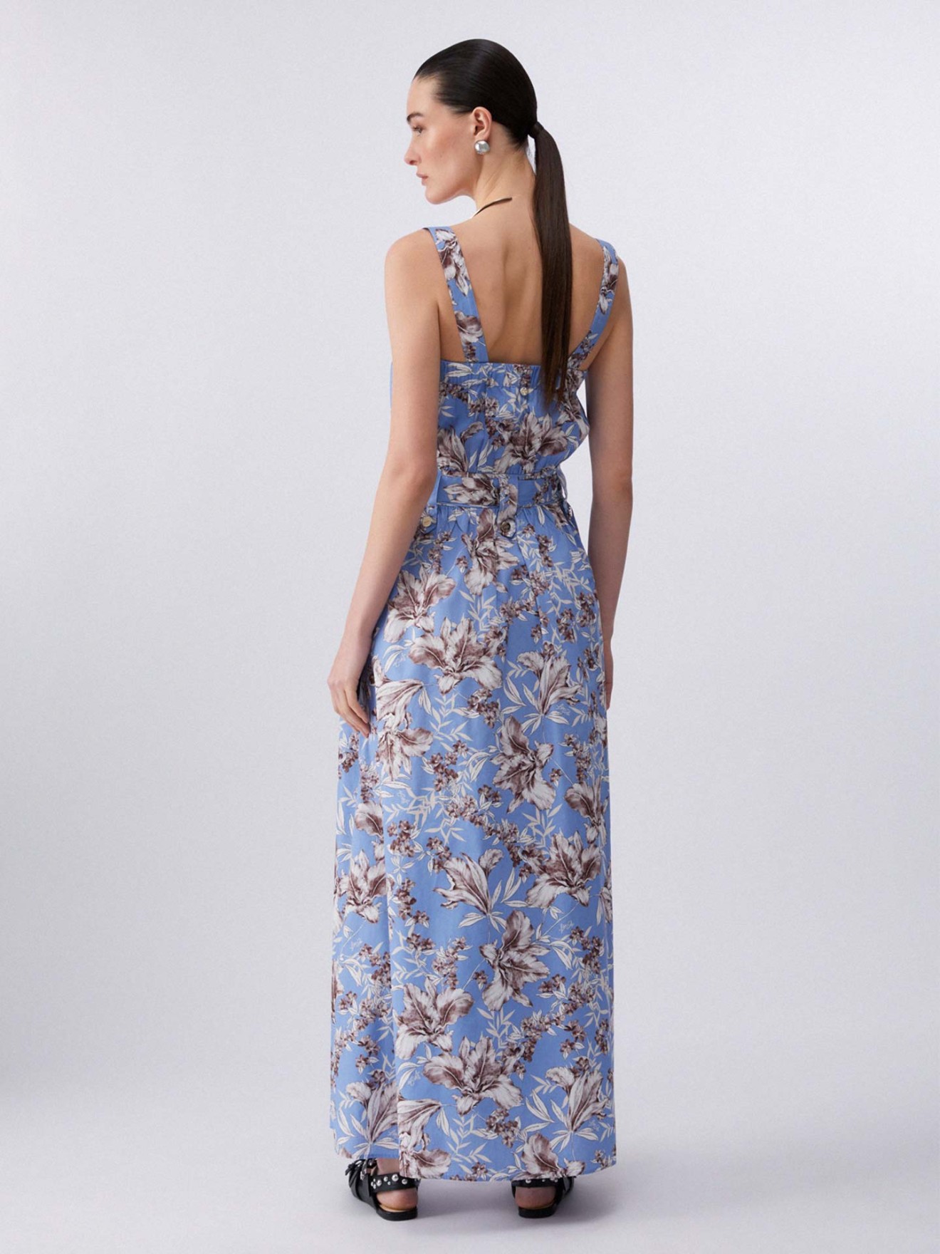 Vestido Comprido com Padr�o Floral