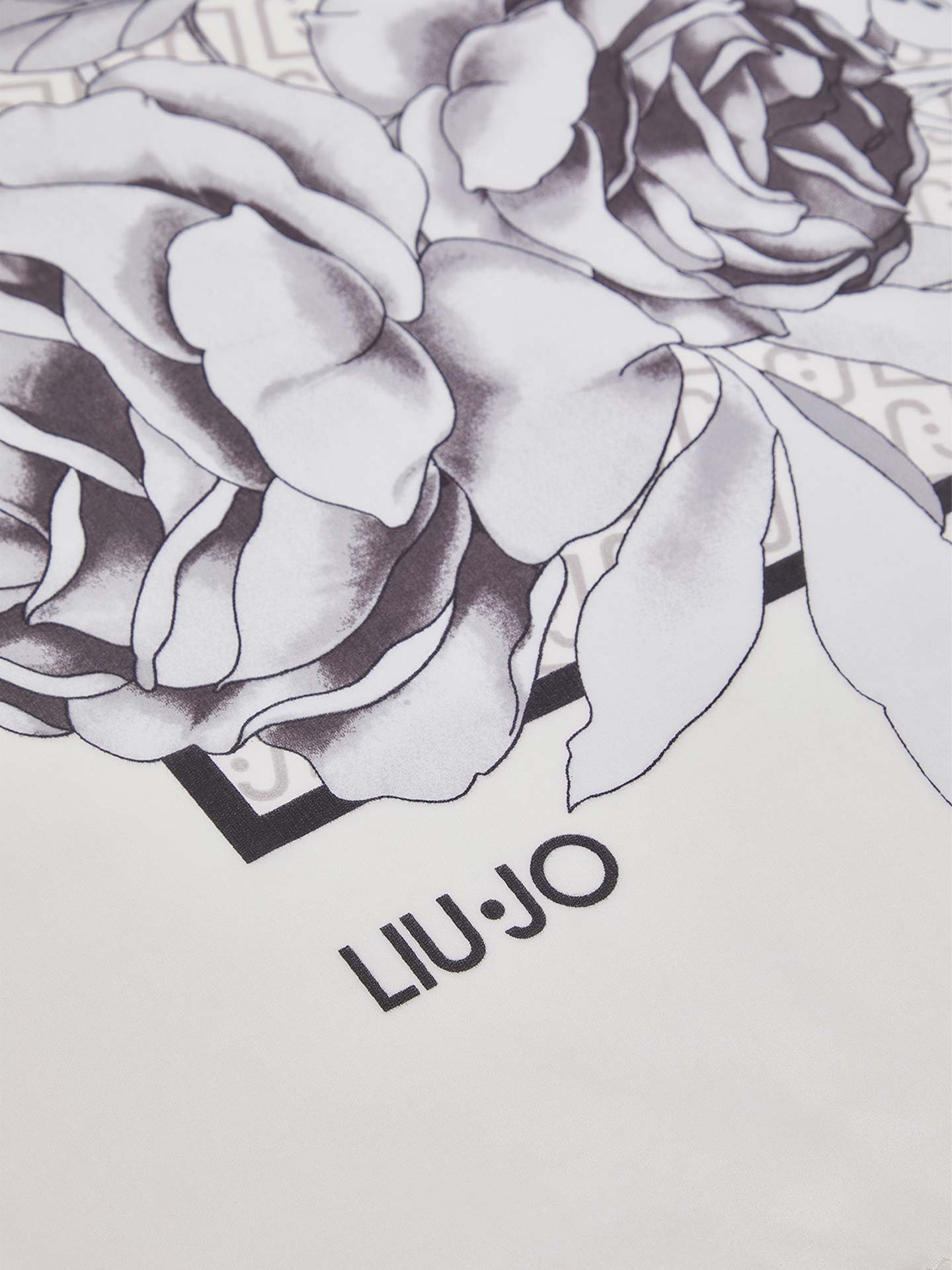 Lenço Quadrado com Estampado