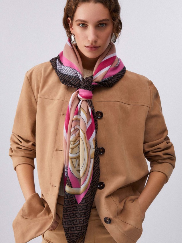 Echarpe com Padr�o