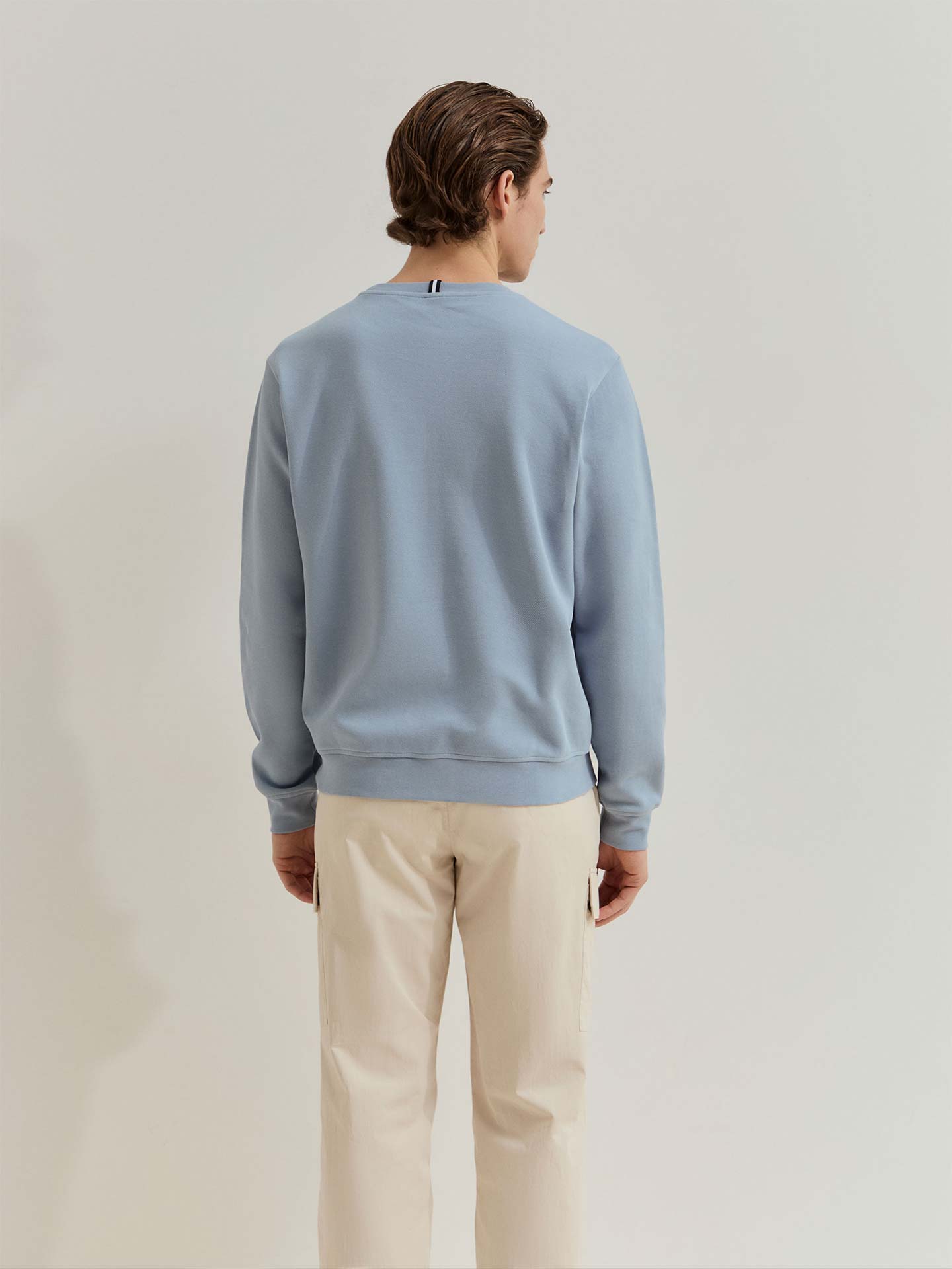 Sweatshirt com Lettering em Relevo