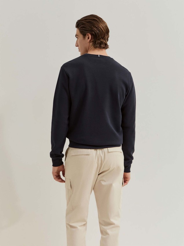 Sweatshirt com Lettering em Relevo