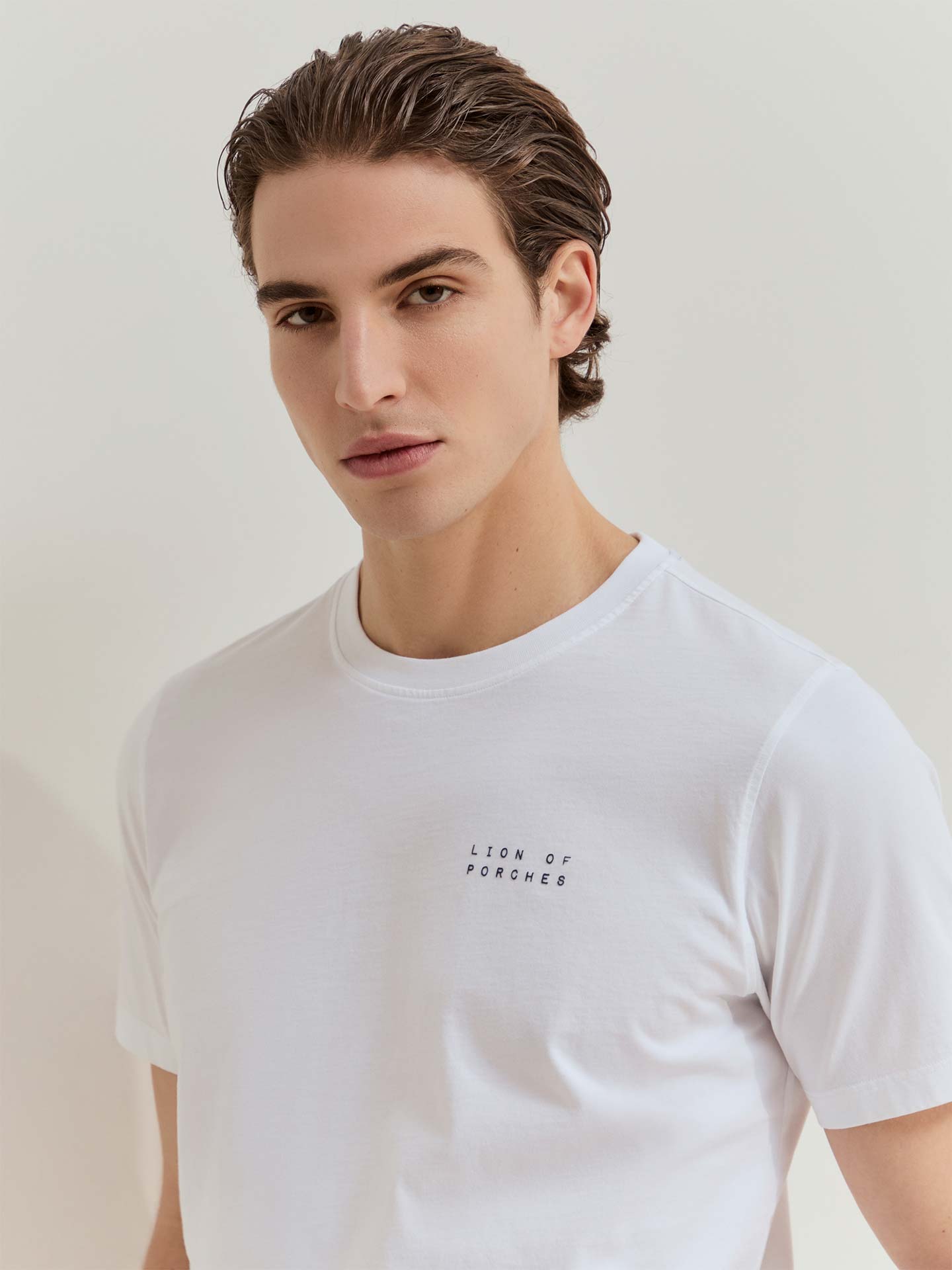 T-shirt com Logótipo Estampado