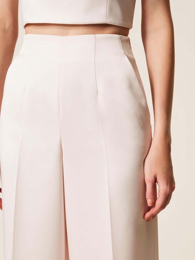 Calças Palazzo em Duchess