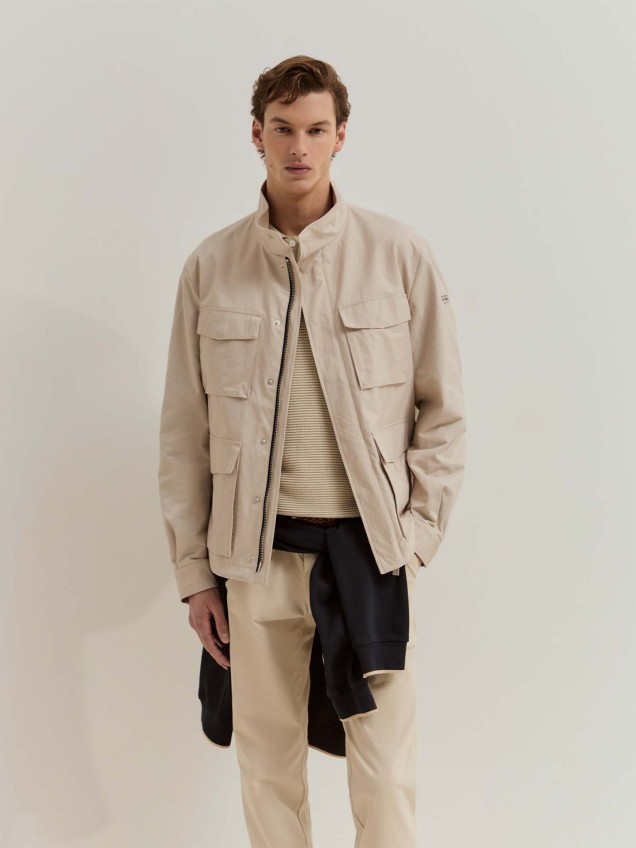 Blus�o com Gola Subida