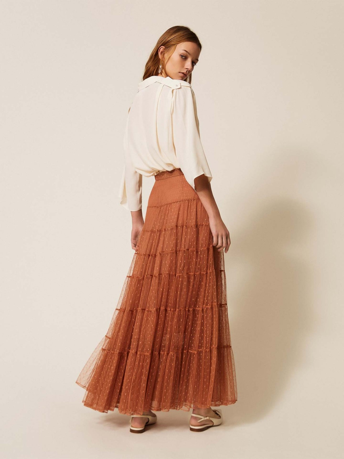 Saia Comprida de Tule