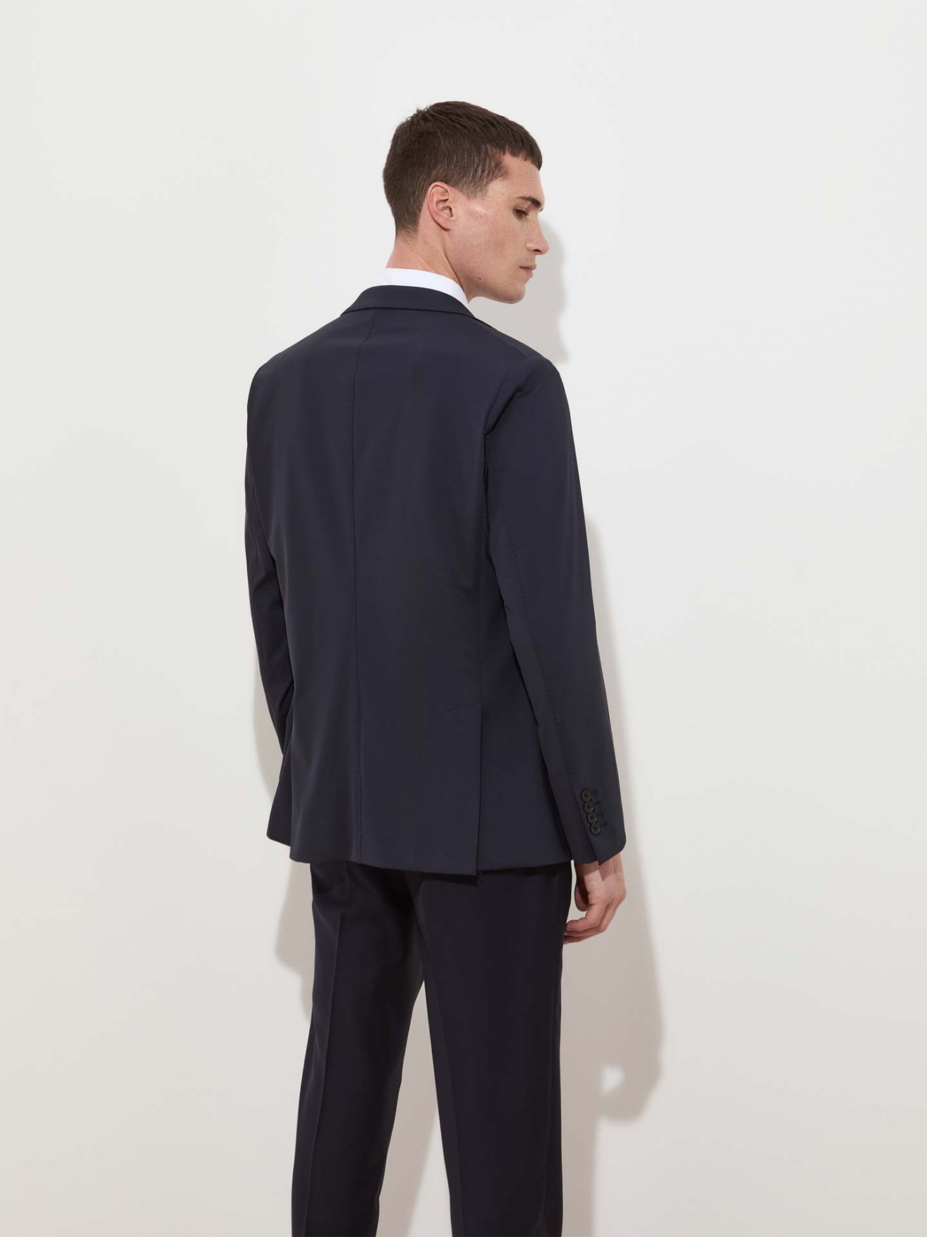 Blazer Slim Fit em Malha Técnica