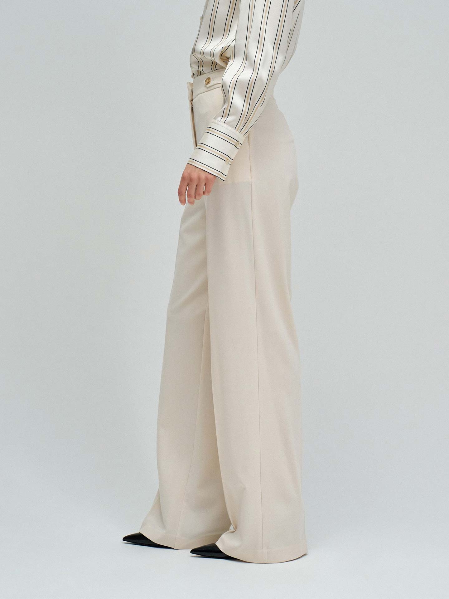 Calças de Cintura Alta com Perna Reta