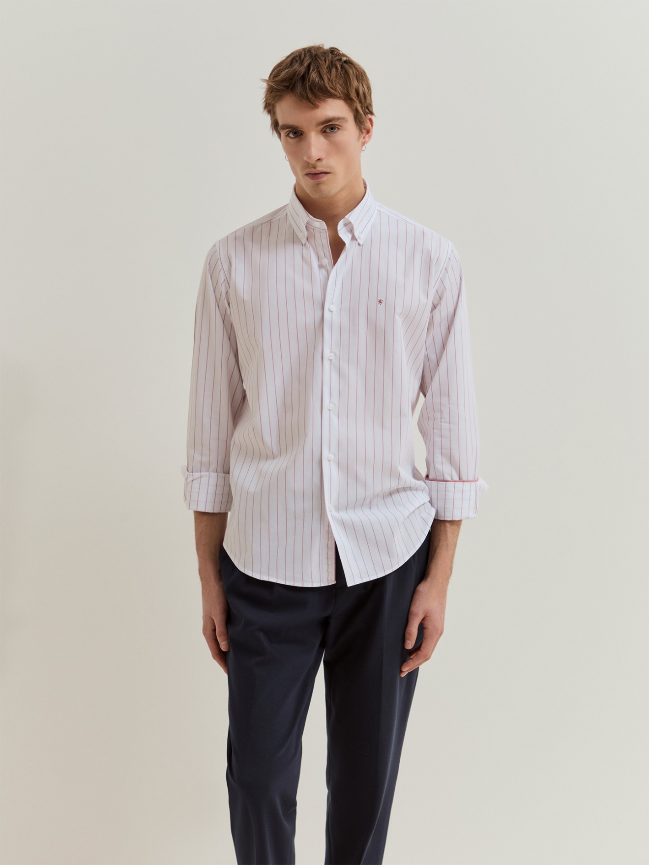 Camisa Regular Fit às Riscas