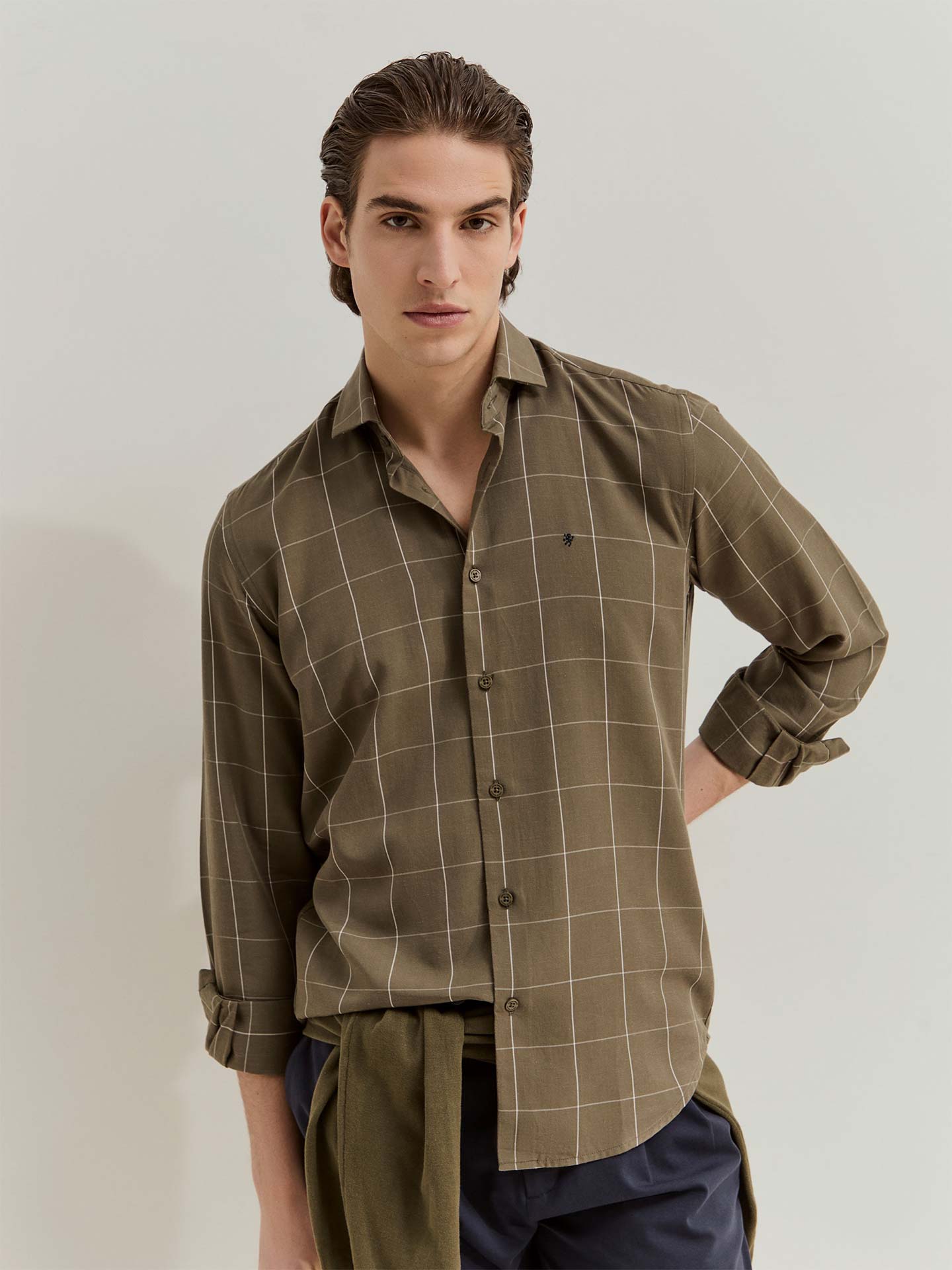 Camisa Regular Fit aos Quadrados