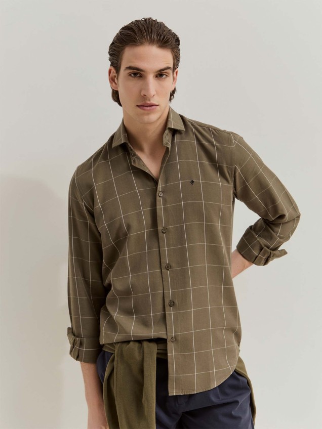 Camisa Regular Fit aos Quadrados