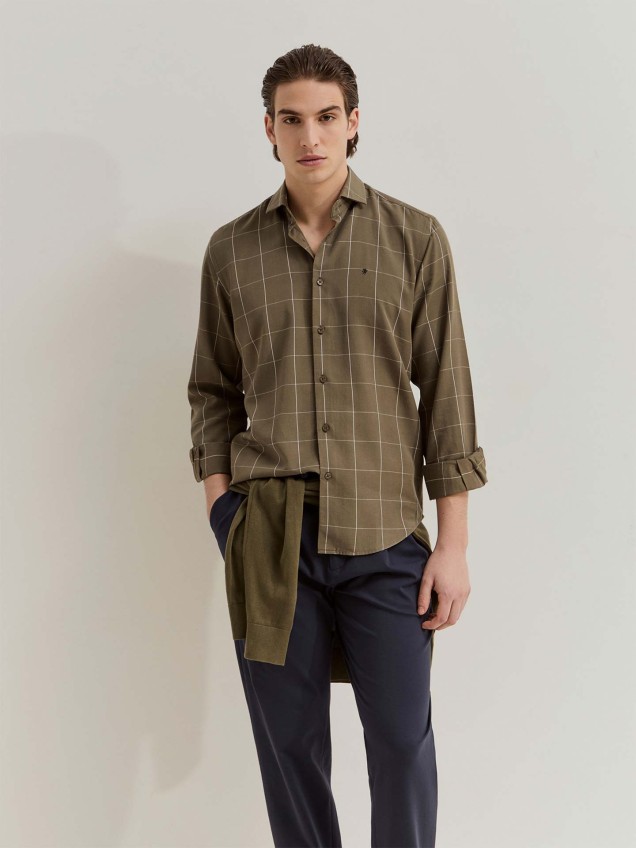 Camisa Regular Fit aos Quadrados