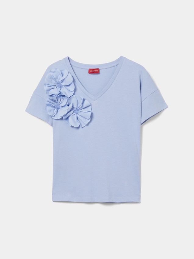 T-shirt com Aplicação de Flores